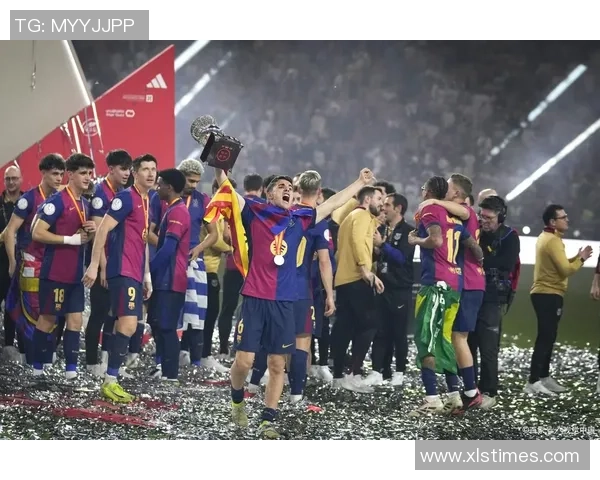 足球巨星拼接壁纸展现巅峰对决精彩瞬间与荣耀时刻完美融合