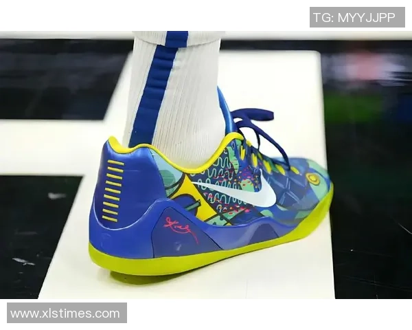 高帮足球鞋助力球星赛场表现全面解析